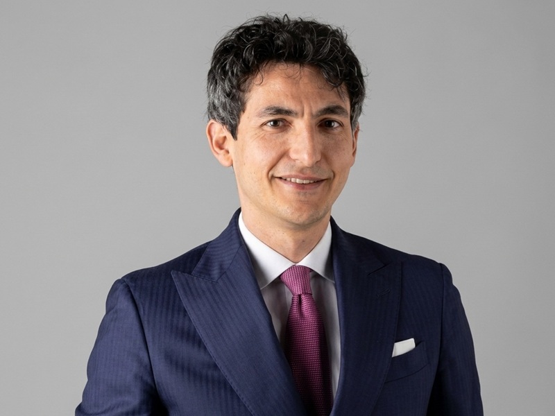 La crescita manageriale di Manfredi Calabrò attraverso grandi network e contesti industriali