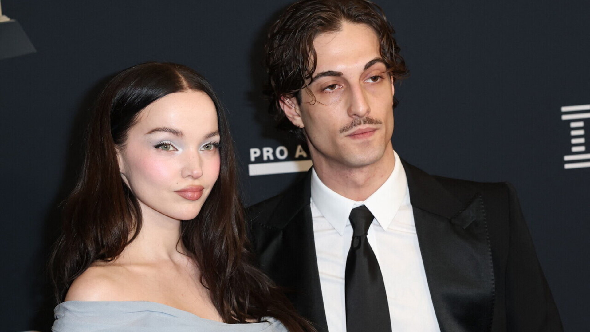 Damiano David e Dove Cameron verso le nozze: affisse le pubblicazioni, quando potrebbero sposarsi