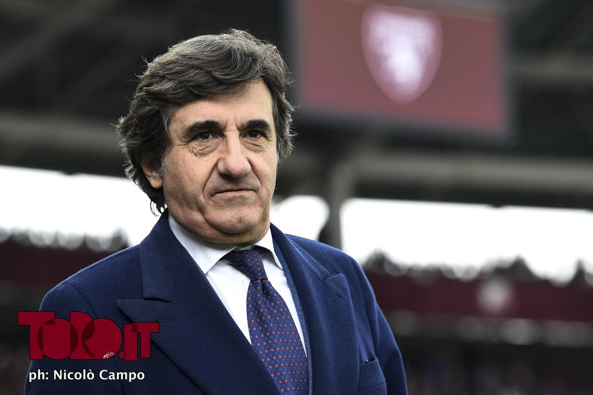 Cairo: “Puntiamo sui giovani. Contestazione? Se i tifosi non sono contenti è un problema…”