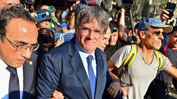 Par la Corte Ue l’amnistia di Sanchez non viola il diritto comunitario, esulta Puigdemont - La Stampa