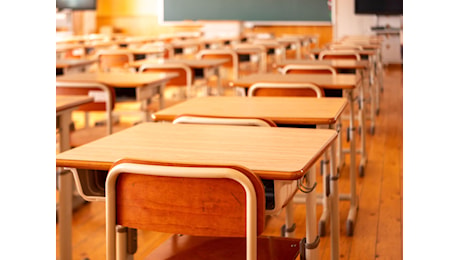 Peshawar, crolla il tetto di una scuola: 22 morti, 21 sono bambini