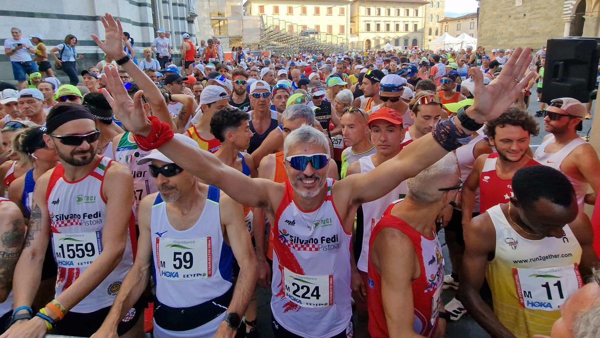 Pistoia-Abetone, ci siamo. Milleduecento podisti al via: oltre la metà per la 50 km. L’incognita caldo record