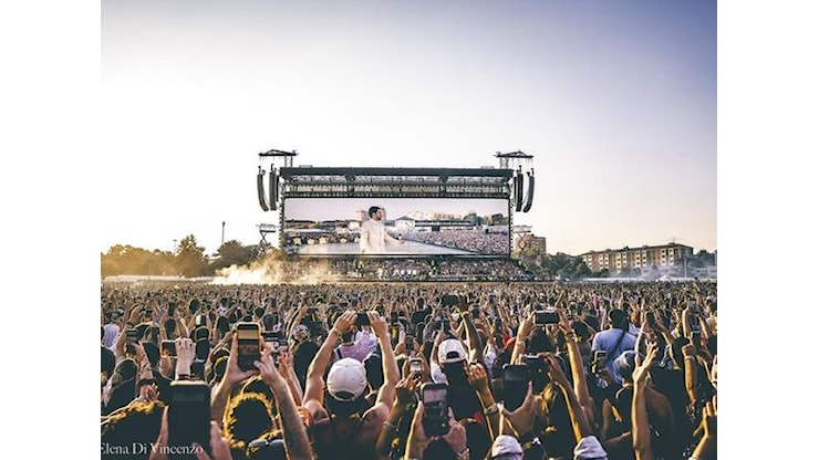 √ 17 luglio 2026 - Ippodromo Snai La Maura - Milano - Bad Bunny in concerto - Foto 1 - Rockol