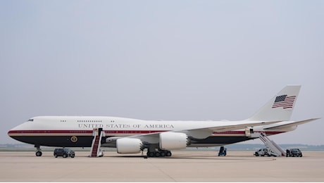 Nuovo Air Force One, i dubbi sulla sicurezza aprono lo scontro