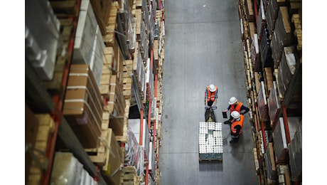 Mini pacchi extra Ue, il doppio prelievo tra dazio europeo e tassa italiana: cosa cambia dal 1° ottobre