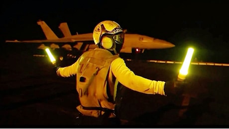 Nuova ondata di attacchi americani contro l'Iran: Colpiti obiettivi americani