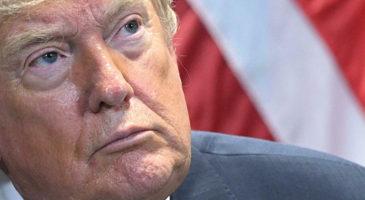 Trump show ad Ankara: l'accoglienza da Papa, gli attacchi a tutto spiano e il gran finale. Il tycoon tra dramma e spettacolo