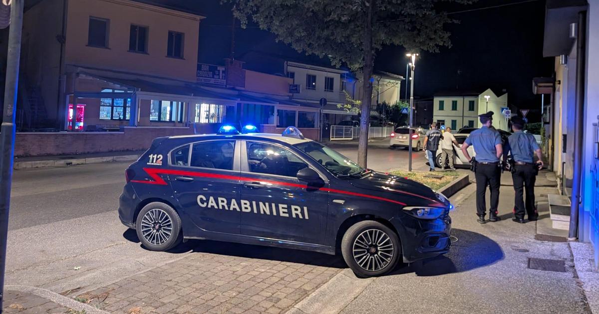 Lite nella notte a Lugo (Ra), accoltellato un 33enne. Arrestato l'aggressore