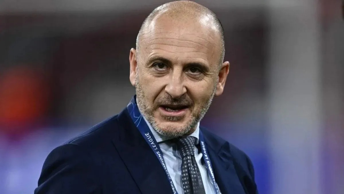 L’Inter punta a sfoltire la rosa: prima le cessioni e poi assalto a Chalobah e Jones. I dettagli
