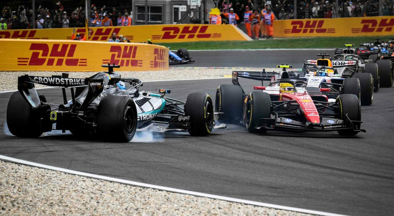 Gp del Belgio, incidente tra Hamilton e Russell: il pilota Mercedes costretto al ritiro. Cosa è successo