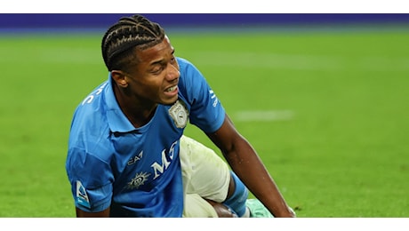 Napoli, lesione muscolare per Neres: salta il Venezia e non solo