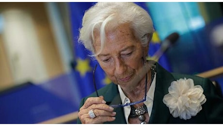 Debito e spread sotto pressione, la BCE avverte sui tassi