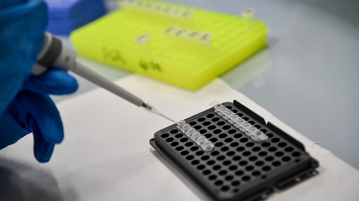 Il caso dei 200 bambini nati da un donatore di sperma a rischio cancro - Europa Today