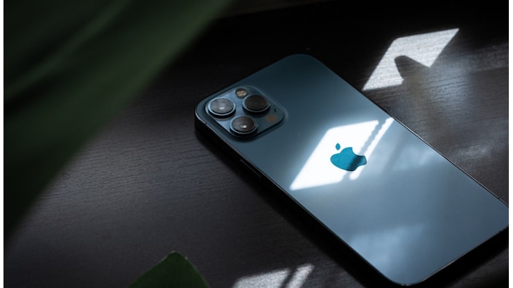 20 anni di iPhone, come sarà lo smartphone Apple dell'anniversario (e come ce lo immaginiamo tra 20 anni) - Libero