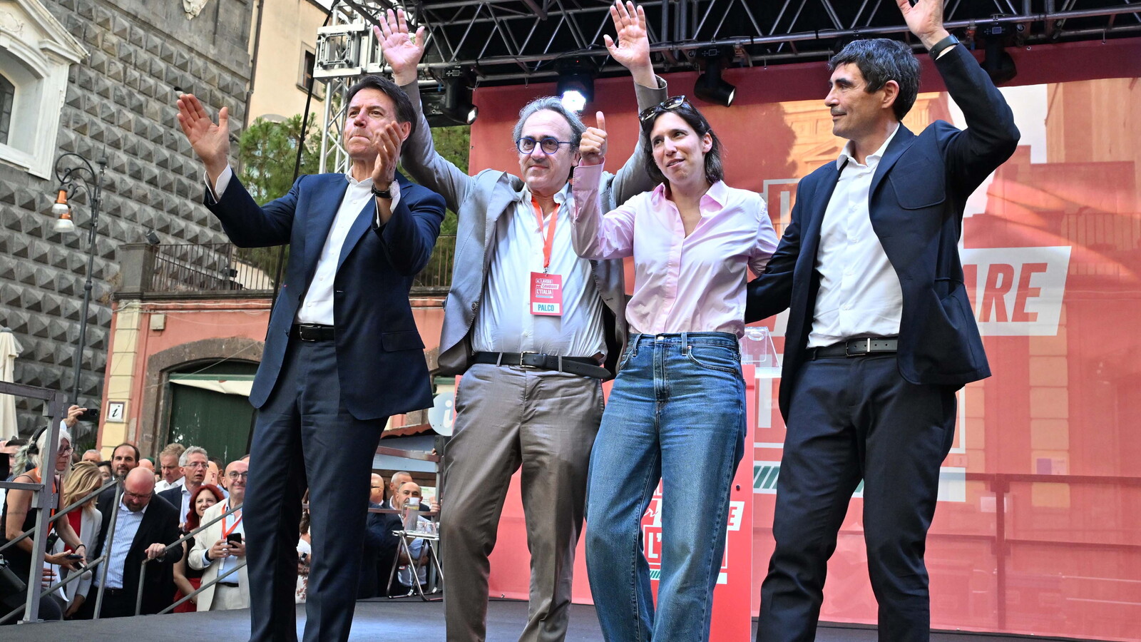Conte attacca l'Occidente e non la Russia. Il Pd non ha ancora capito come poterci governare insieme