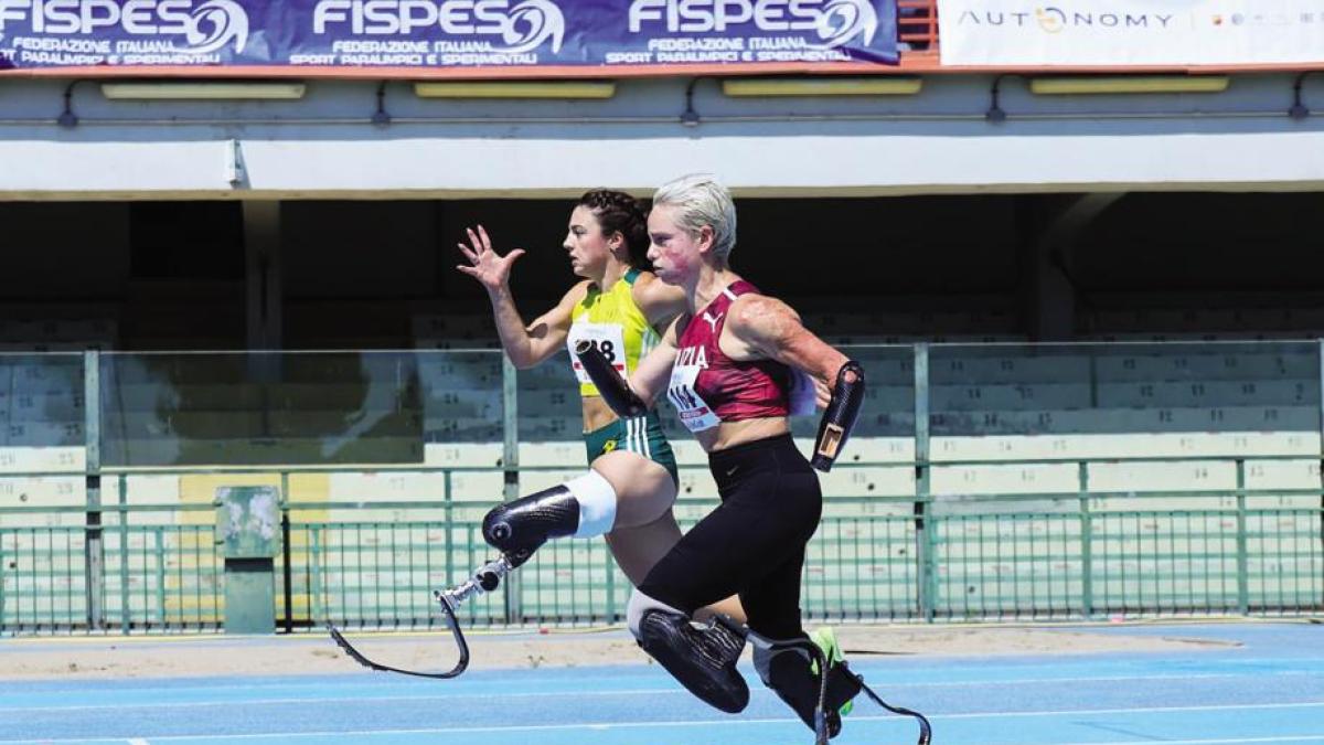 Bebe Vio vola: record italiano dei 100 a Lignano