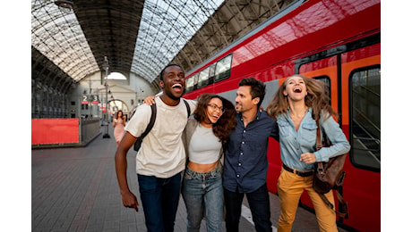 Bad Bunny a Milano, l'effetto delConejo Malo" sul turismo ferroviario: 20% di prenotazioni, Napoli in testa