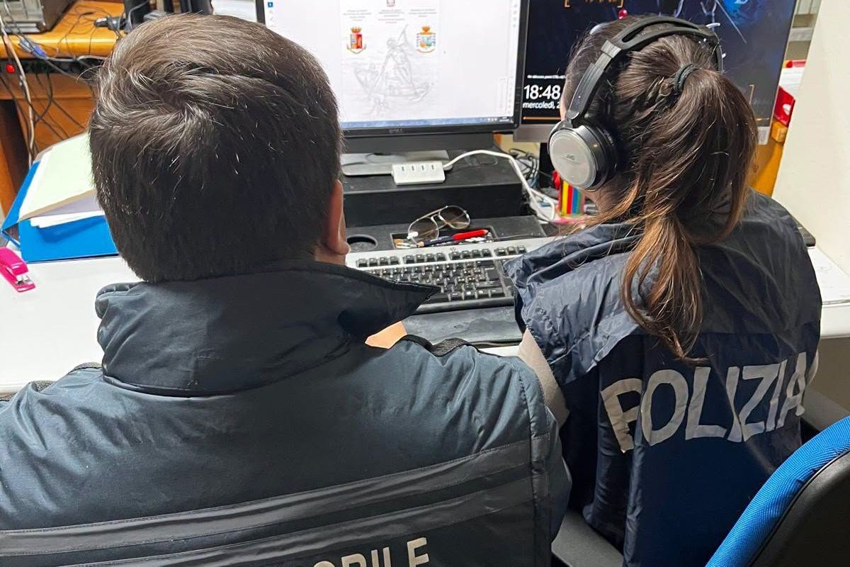 Crotone, la Polizia di Stato fa piena luce su tentato omicidio, armi, favoreggiamento e traffico di droga: notificato l’avviso di conclusione indagini a nove soggetti