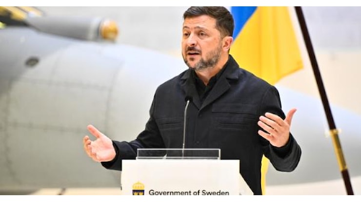 Zelensky, colpito un deposito di petrolio russo a 500 km dal confine - Gazzetta di Parma