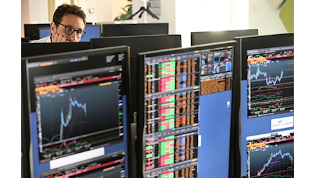 Borse europee caute in attesa dell'inflazione Usa, Milano piatta con le banche in calo