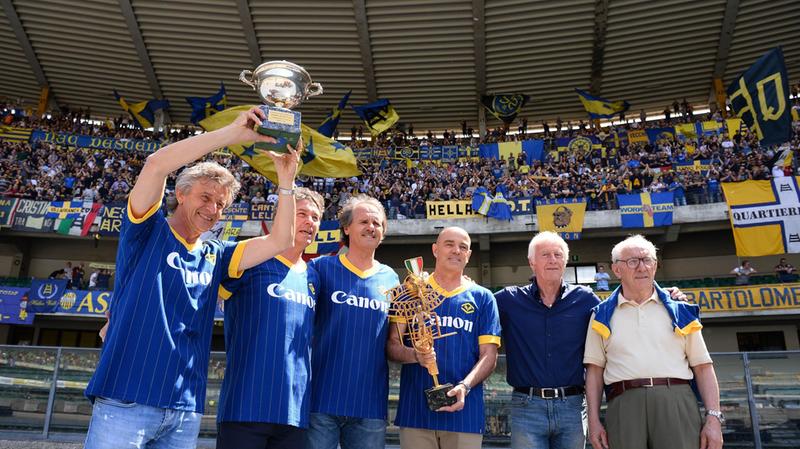 Stadio da intitolare a Bagnoli. Già pronta una mozione. Ma c'è chi pensa ad un monumento