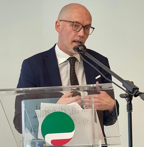 Adiconsum. Gasolio sporco da pompe di Belluno e Treviso, motori danneggiati