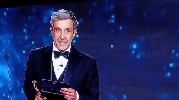 Il fuorionda di Insinna ai David di Donatello: «Biancaaa», ma Balti non si presenta sul palco