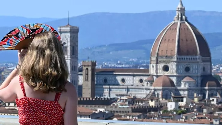 Firenze, allerta rossa anche venerdì per il caldo: percepiti fino a 40 gradi - Corriere Fiorentino