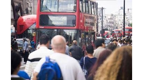In Uk impennata dell'influenza, scuole al limite e invito alla prudenza
