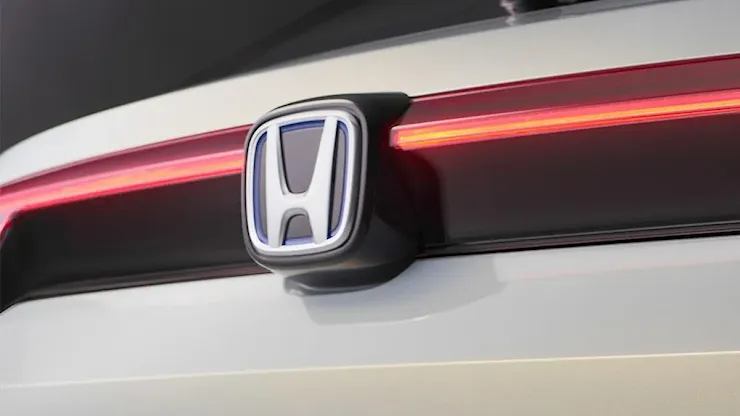 Auto elettriche, Honda e Toyota cambiano strategia e si affidano alla tecnologia cinese per recuperare il ritardo - Milano Finanza