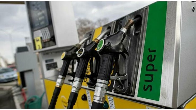 Hormuz spinge il prezzo del petrolio. In aumento anche diesel e benzina - Il Messaggero