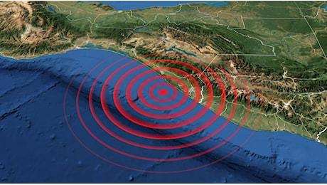 Forte terremoto di magnitudo 7.3 in Messico, scossa al largo del Chiapas: revocata l'allerta tsunami