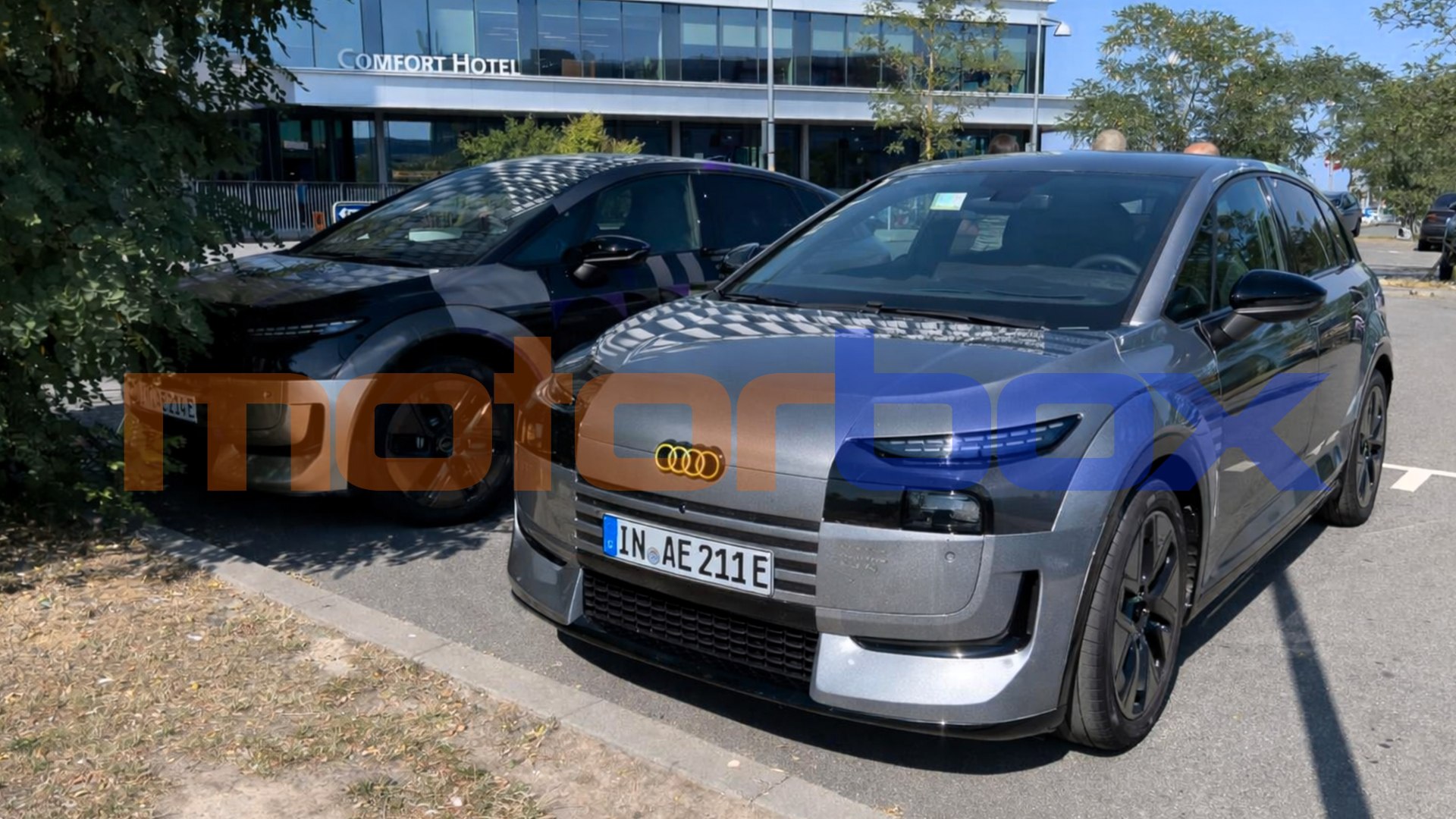 Avvistata Audi A2 quasi priva di camuffature: il video.