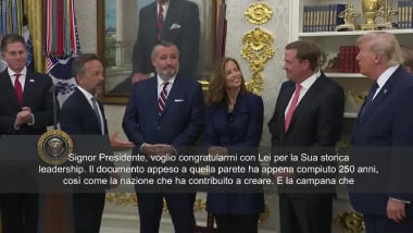 Ted Cruz: Grazie Presidente per aver fatto togliere ridicolo cartellino rosso, Trump ride