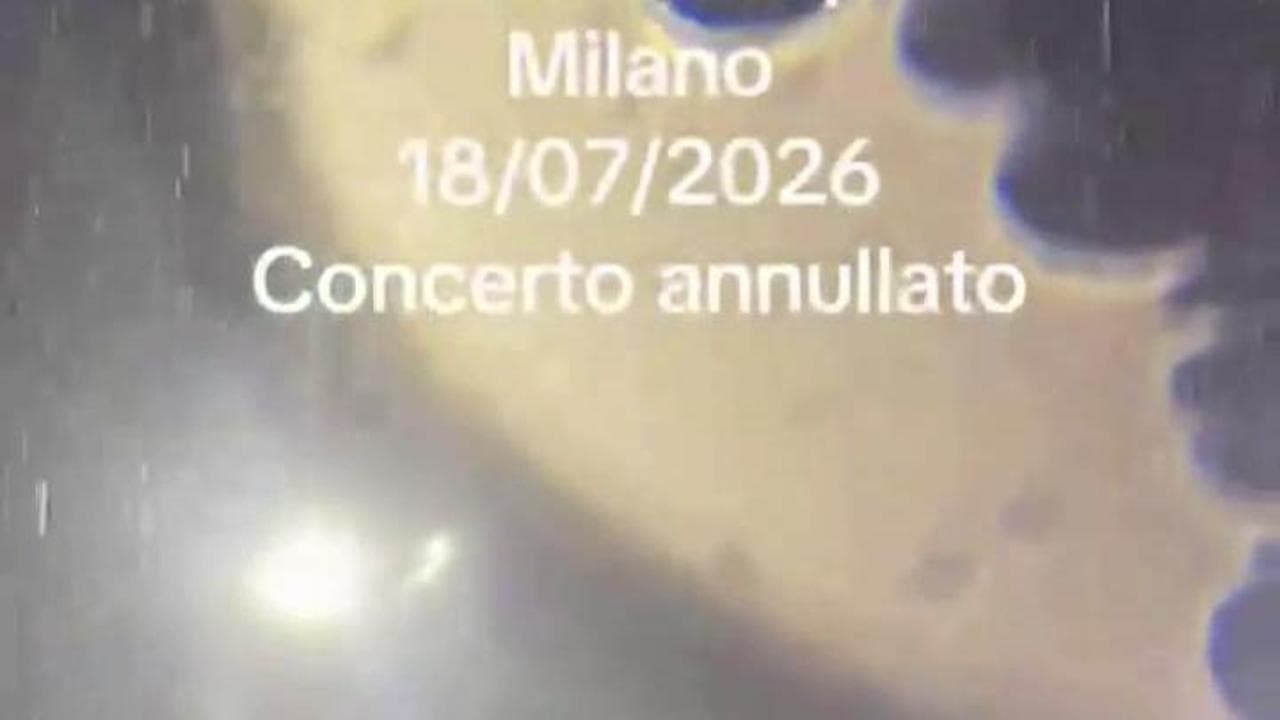 Temporale a Milano, interrotto il concerto di Bad Bunny: Spettatori feriti dalla grandine