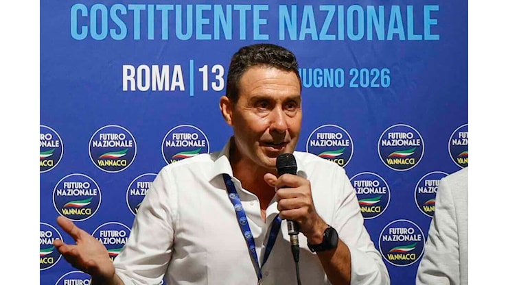 Il sondaggio su Vannacci: il centrodestra vince anche senza di lui - Open