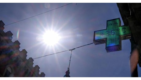 Ultimo weekend di super caldo, poi calo di almeno 5 gradi da Nord a Sud