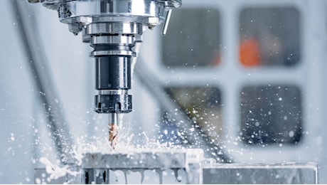 Macchine utensili, ordini Ucimu in calo: -25,8% nel secondo trimestre