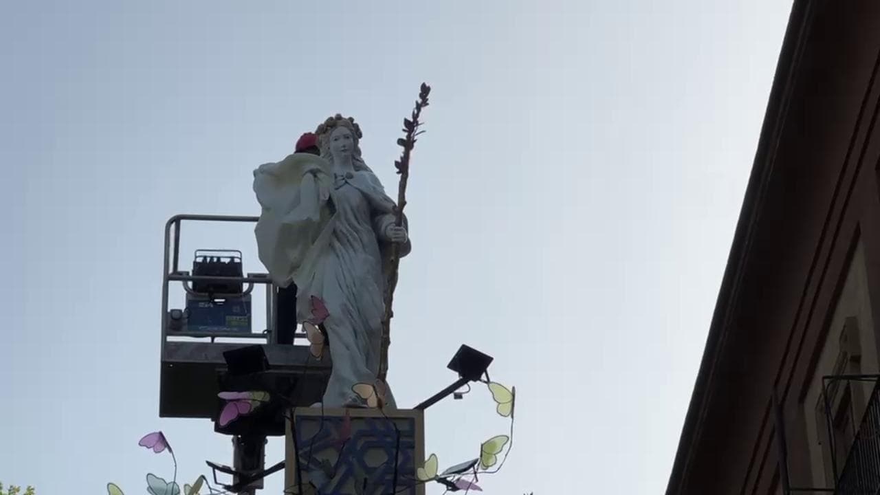 Ecco il volto di Santa Rosalia, svelata la statua sul carro del Festino