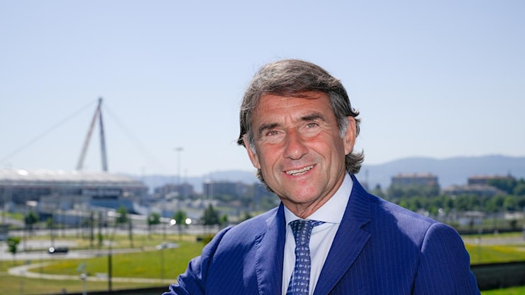 Carnevali, ultimatum al Psg: Richieste troppo alte per Kolo Muani: o troviamo l'accordo o vireremo su altri - La Gazzetta dello Sport