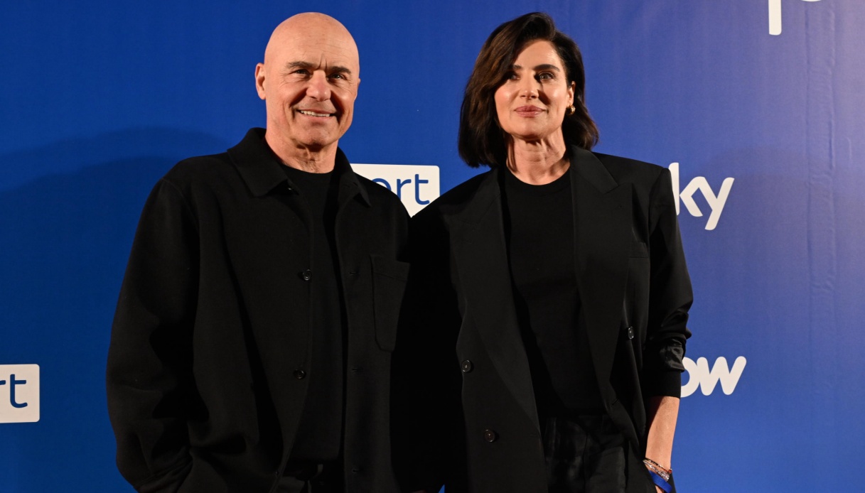 Smartphone alle figlie, Zingaretti svela: Abbiamo un patto