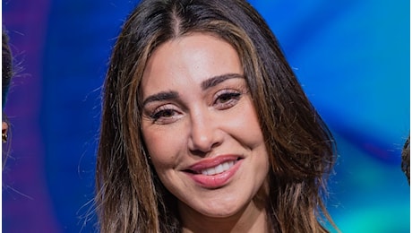 Belén Rodríguez, il video in topless scatena gli hater ma sorprende Stefano De Martino