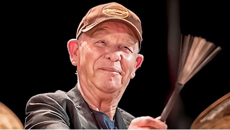 Il re del jazz muore sul palco: addio a Gianni Cazzola, batterista di Tullio De Piscopo
