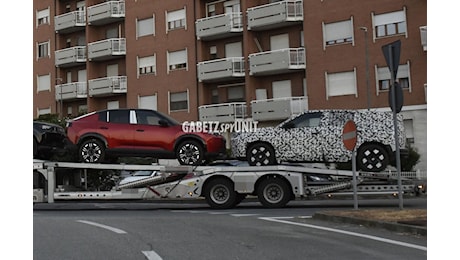 Fiat Grizzly Fastback, nuove foto spia ne anticipano il design prima del Salone di Parigi