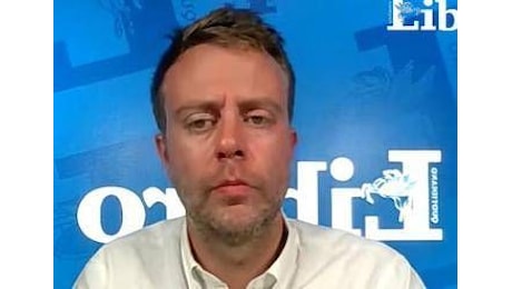 Lutto nel giornalismo, trovato morto in casa il vicedirettore di Libero Andrea Tempestini