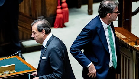 Manovra, il governo cerca 3 miliardi da banche e assicurazioni. Leo: «Dialogo aperto»