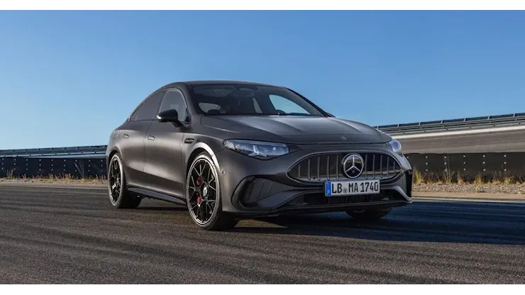 Mercedes AMG CLA 45: 680 CV, tre motori a flusso assiale e 0-100 in 2,7 secondi. L'AMG più estrema di sempre è elettrica [VIDEO] - Automoto