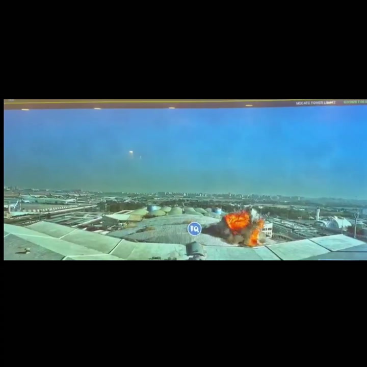 Il video del momento in cui un drone iraniano colpisce l'aeroporto di Kuwait City: l'impatto è devastante