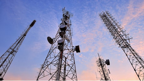Inwit acquista le centrali Wind Tre e punta sui data center