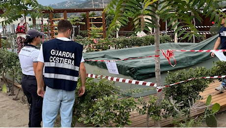 Bimba morta in piscina a Sestri Levante, indagati i titolari dello stabilimento: disposta l'autopsia